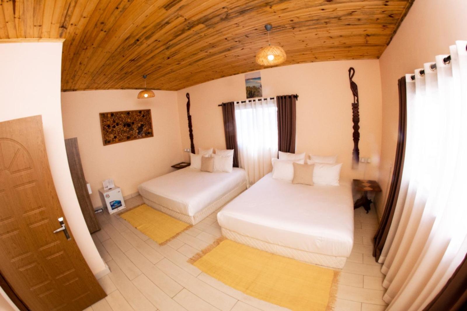 Bira Hotel Antsirabe Exterior photo