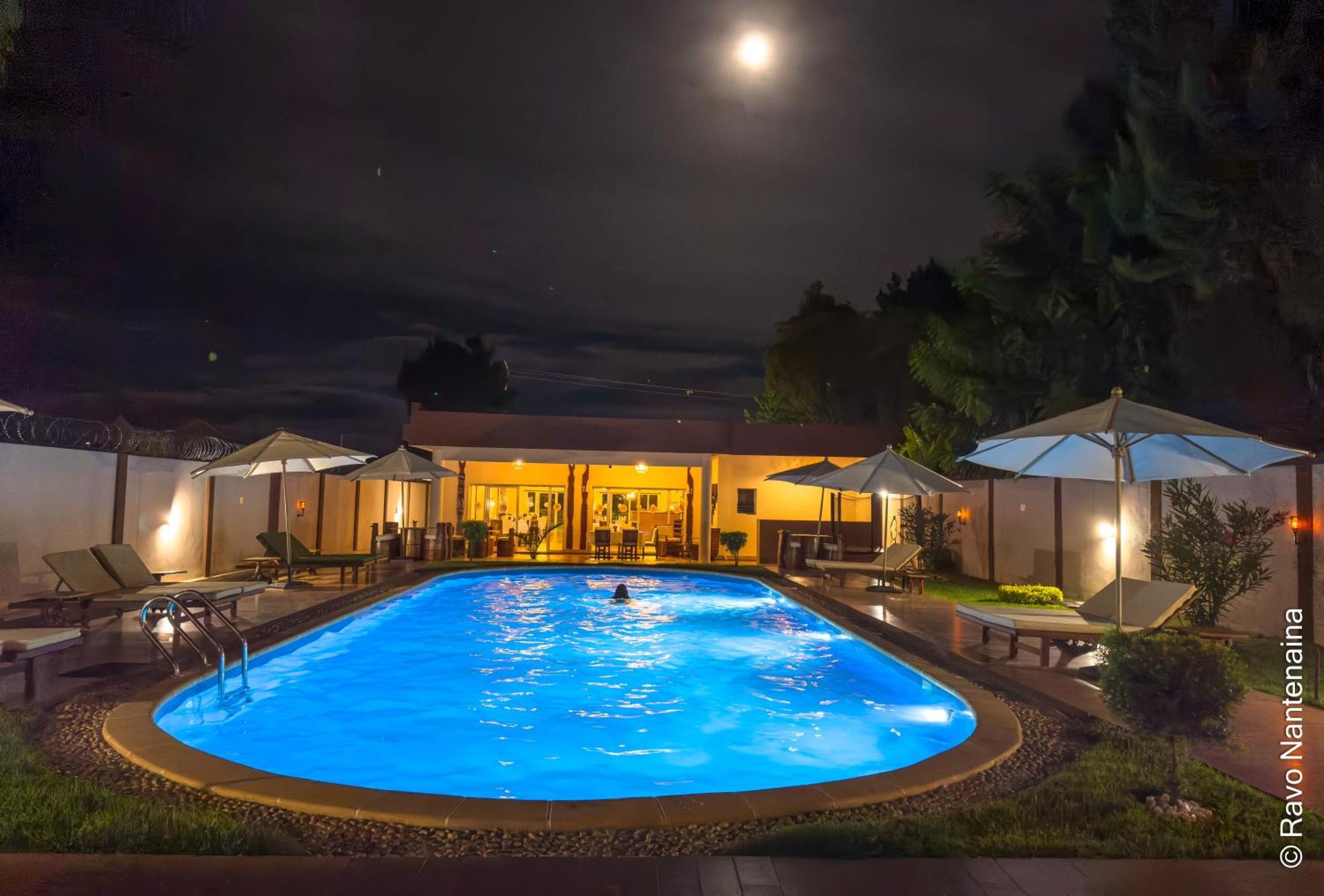 Bira Hotel Antsirabe Exterior photo